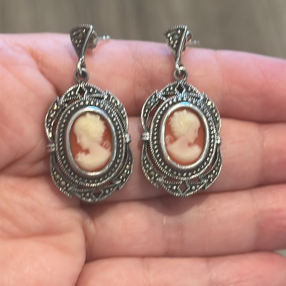 JTV Sterling Silver Cameo Earrings - Picture 5 of 6